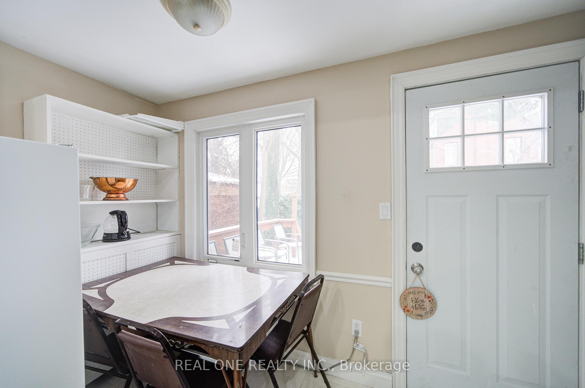 1212 King Street photo 6