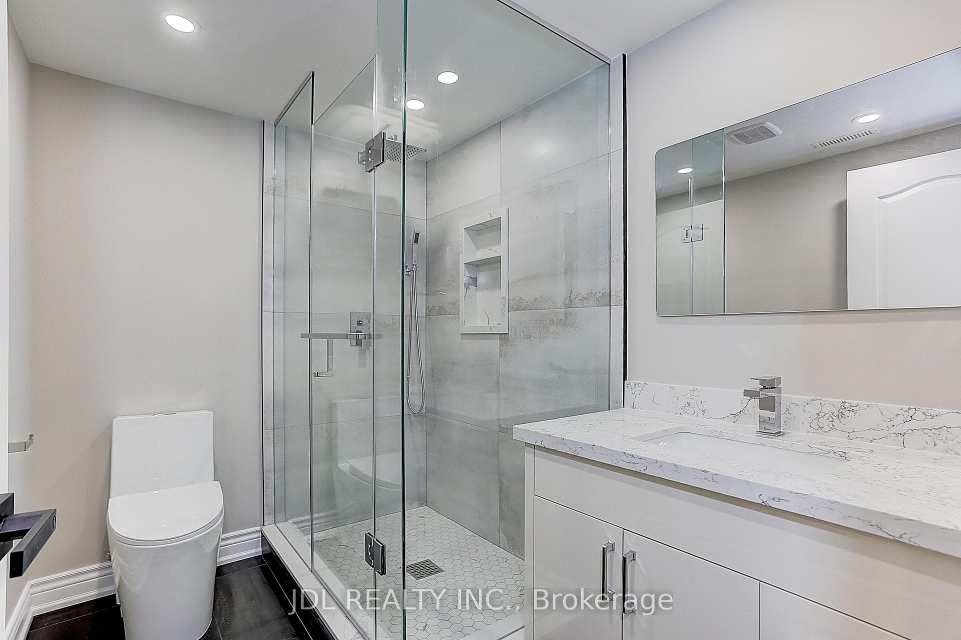 42 Melchior Crescent photo 38