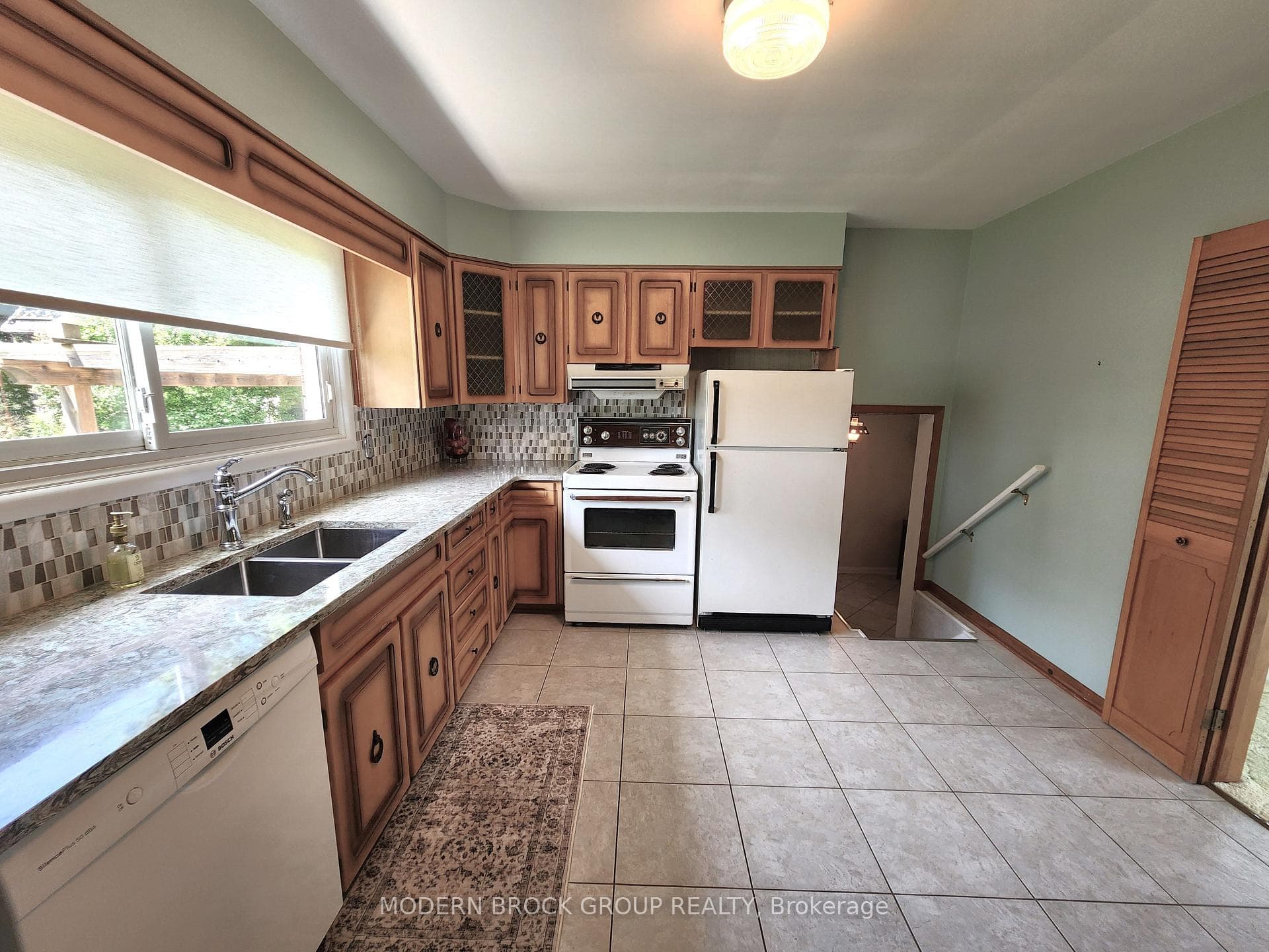 2 Woodlawn Place photo 25