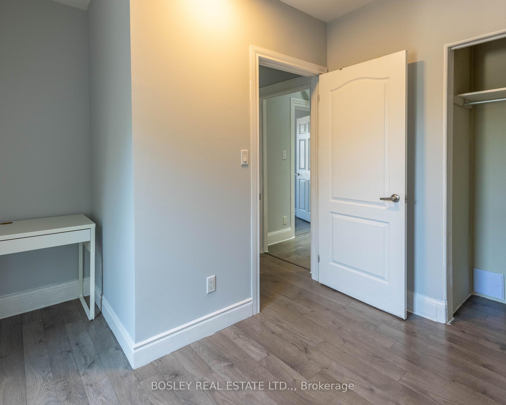 4466 Fourth Avenue photo 19