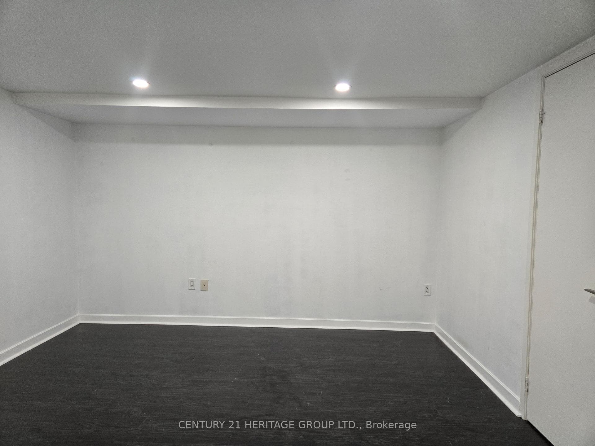 533 Richmond Street Unit 201 photo 17