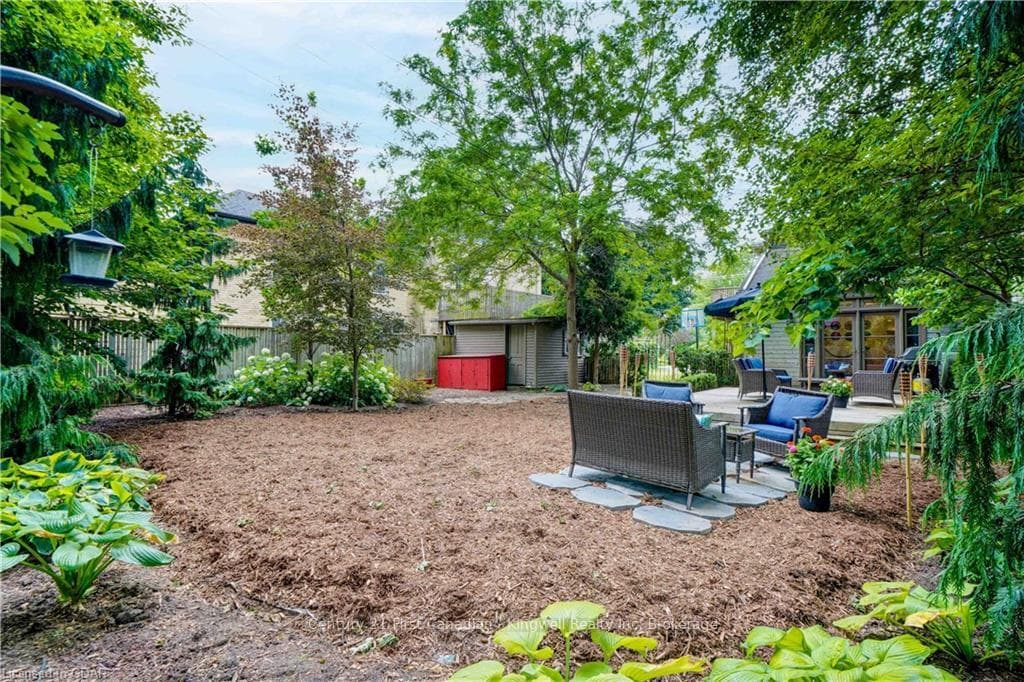 486 PRINCESS Avenue photo 50