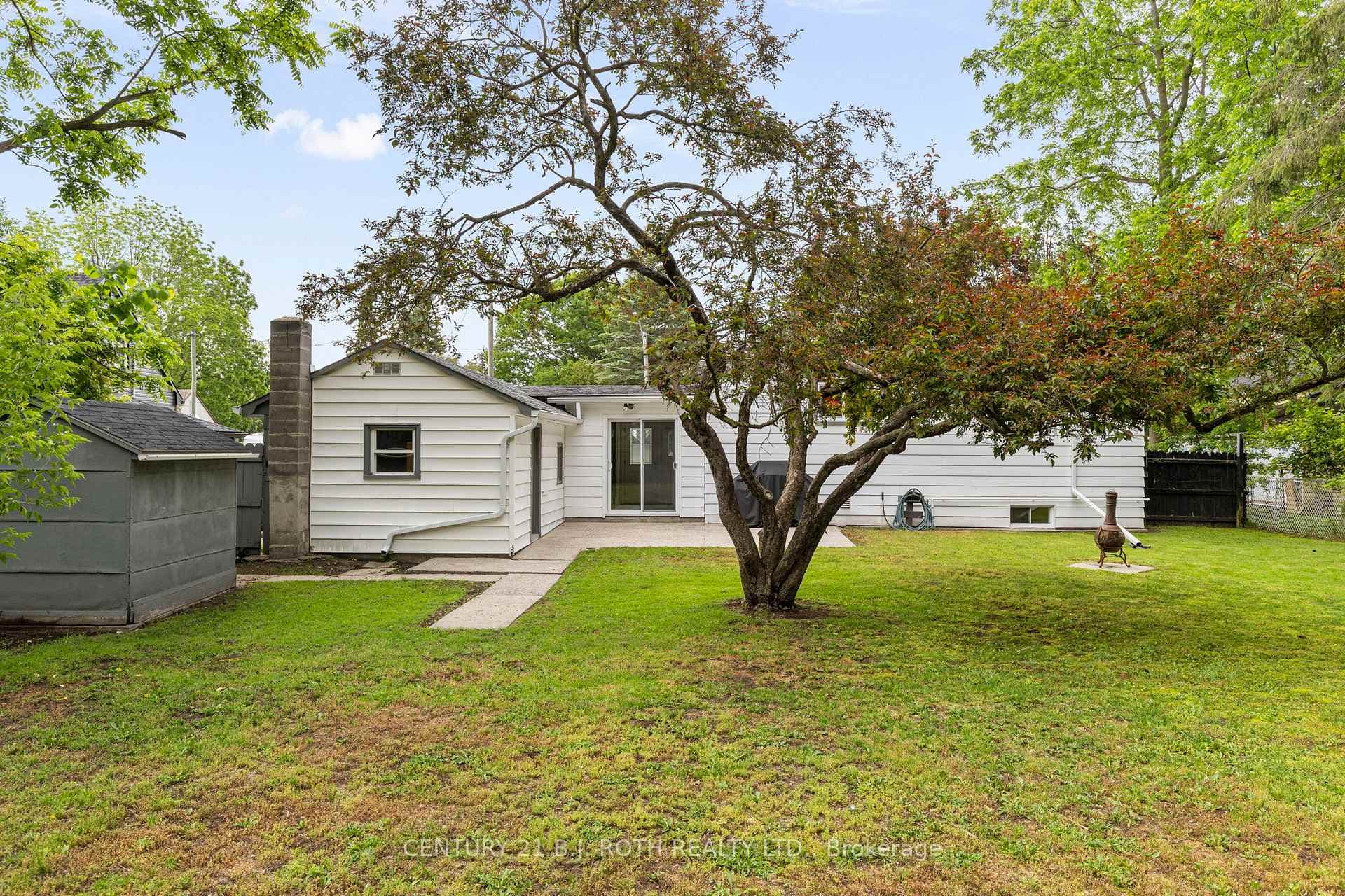 52 Marcus Street photo 20