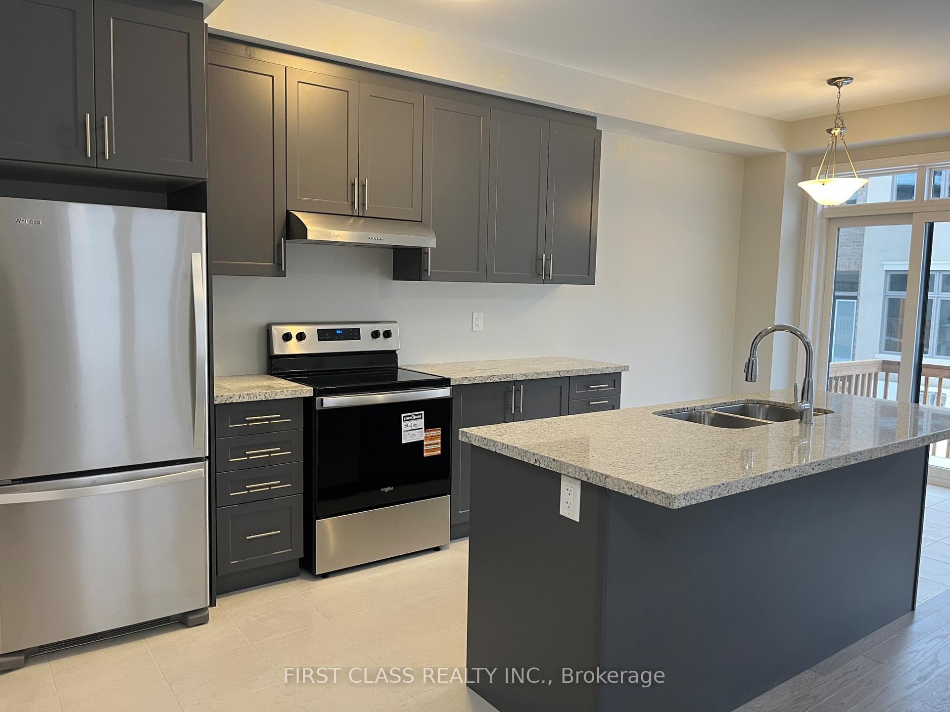 34 Freeman Williams Street photo 3