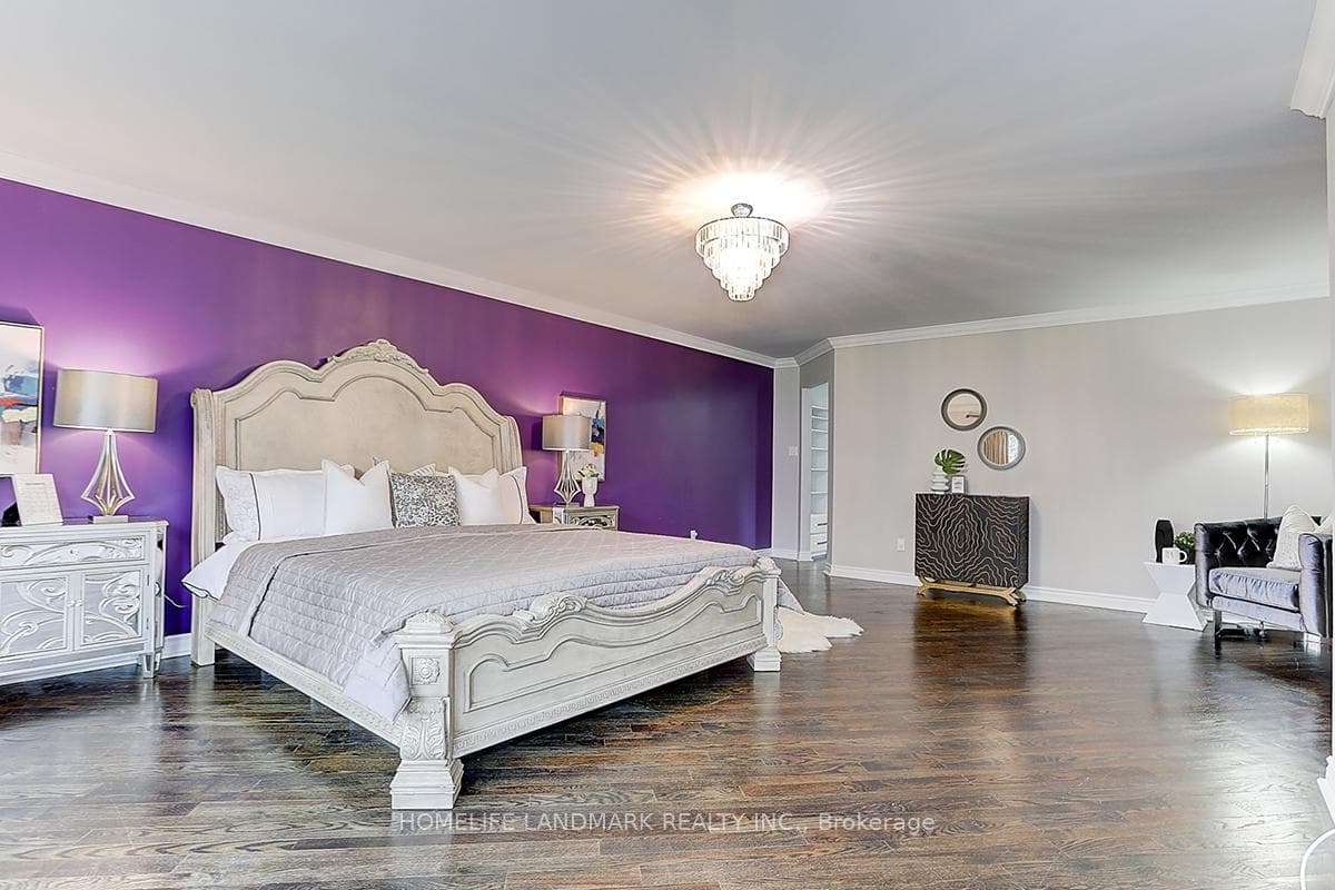 25 Oakcrest Avenue photo 19