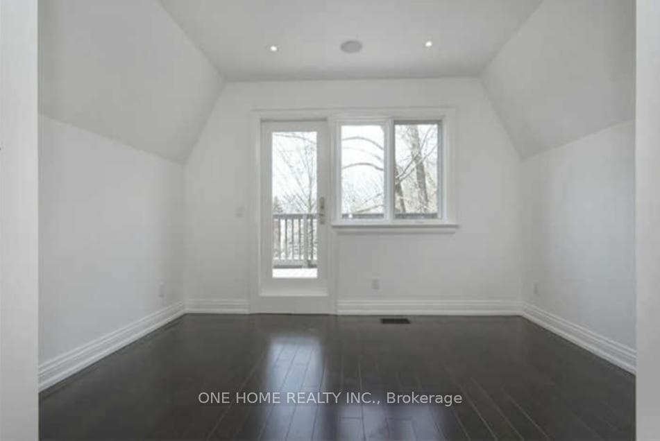 56 Standish Avenue photo 13