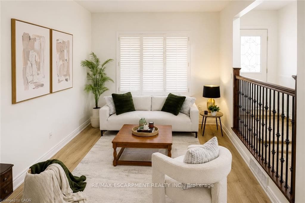 172 Highland Road photo 3