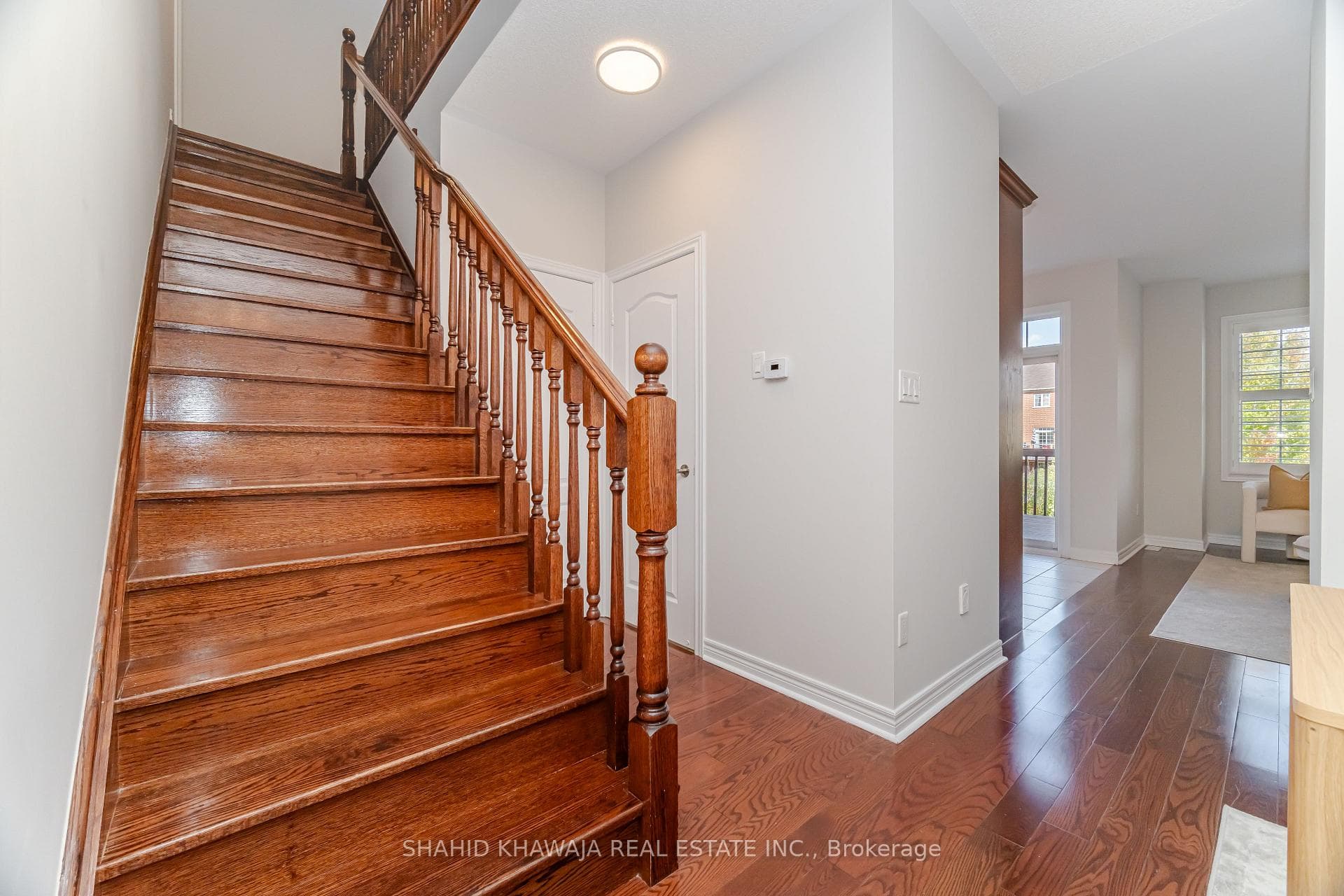 480 Nairn Circle photo 16
