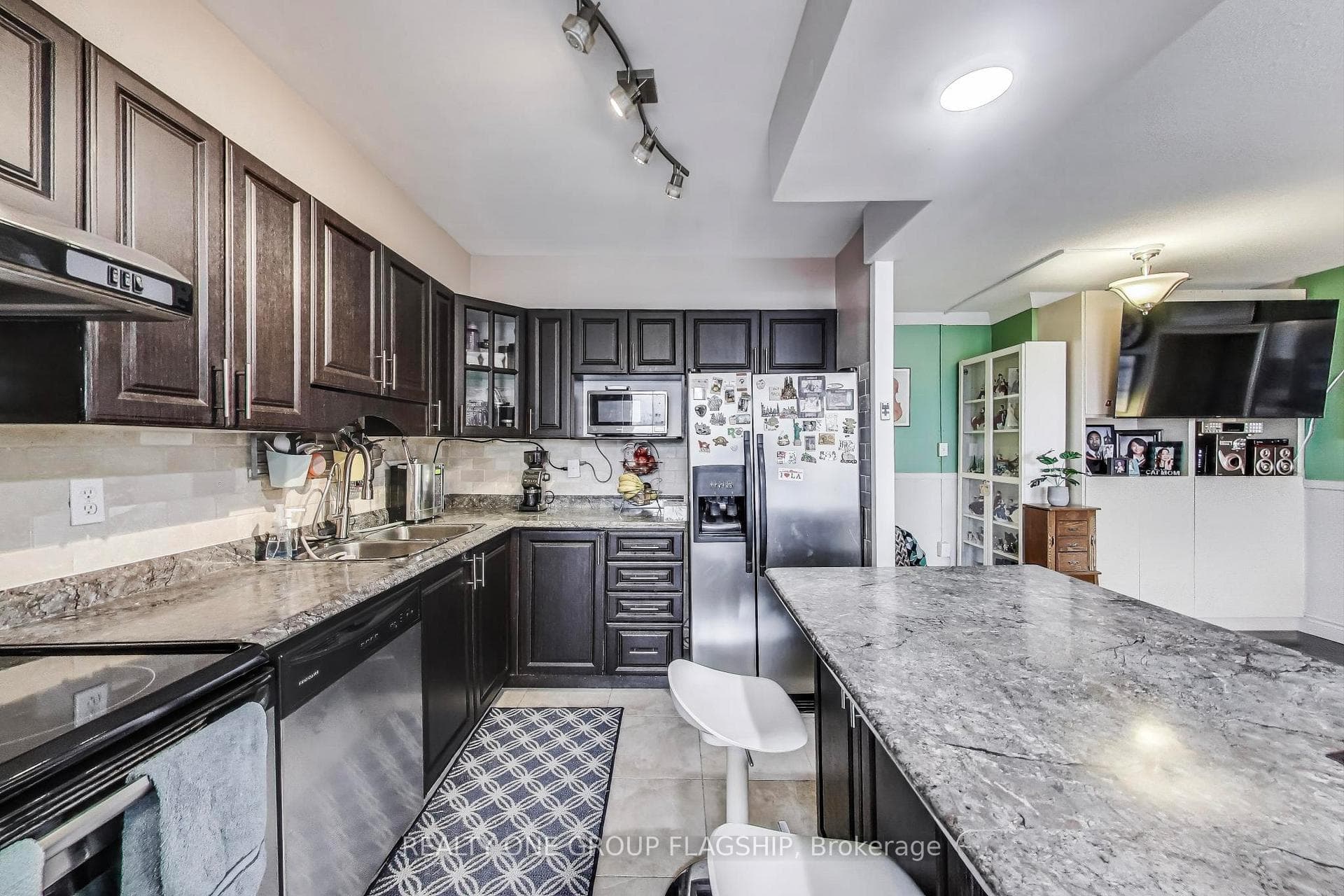 10 Edgecliff Golfway Unit 1009 photo 14