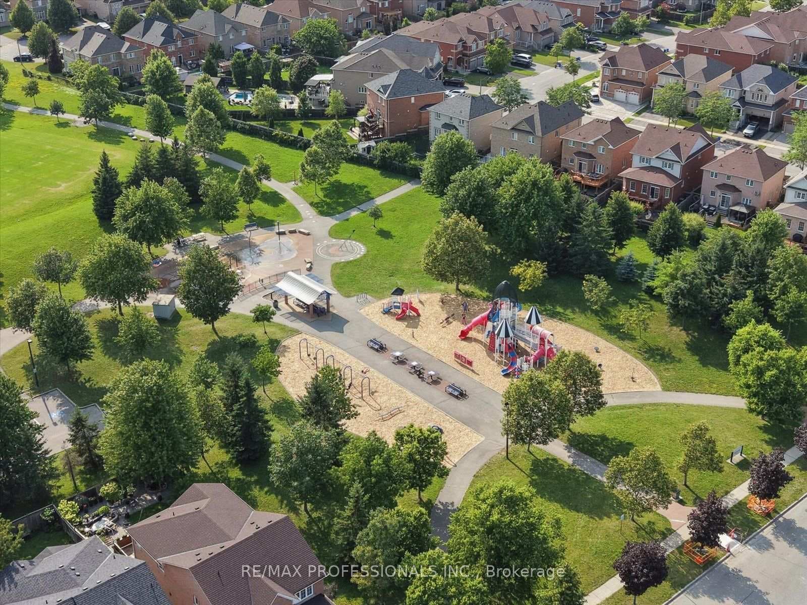 28 Roma Drive photo 41