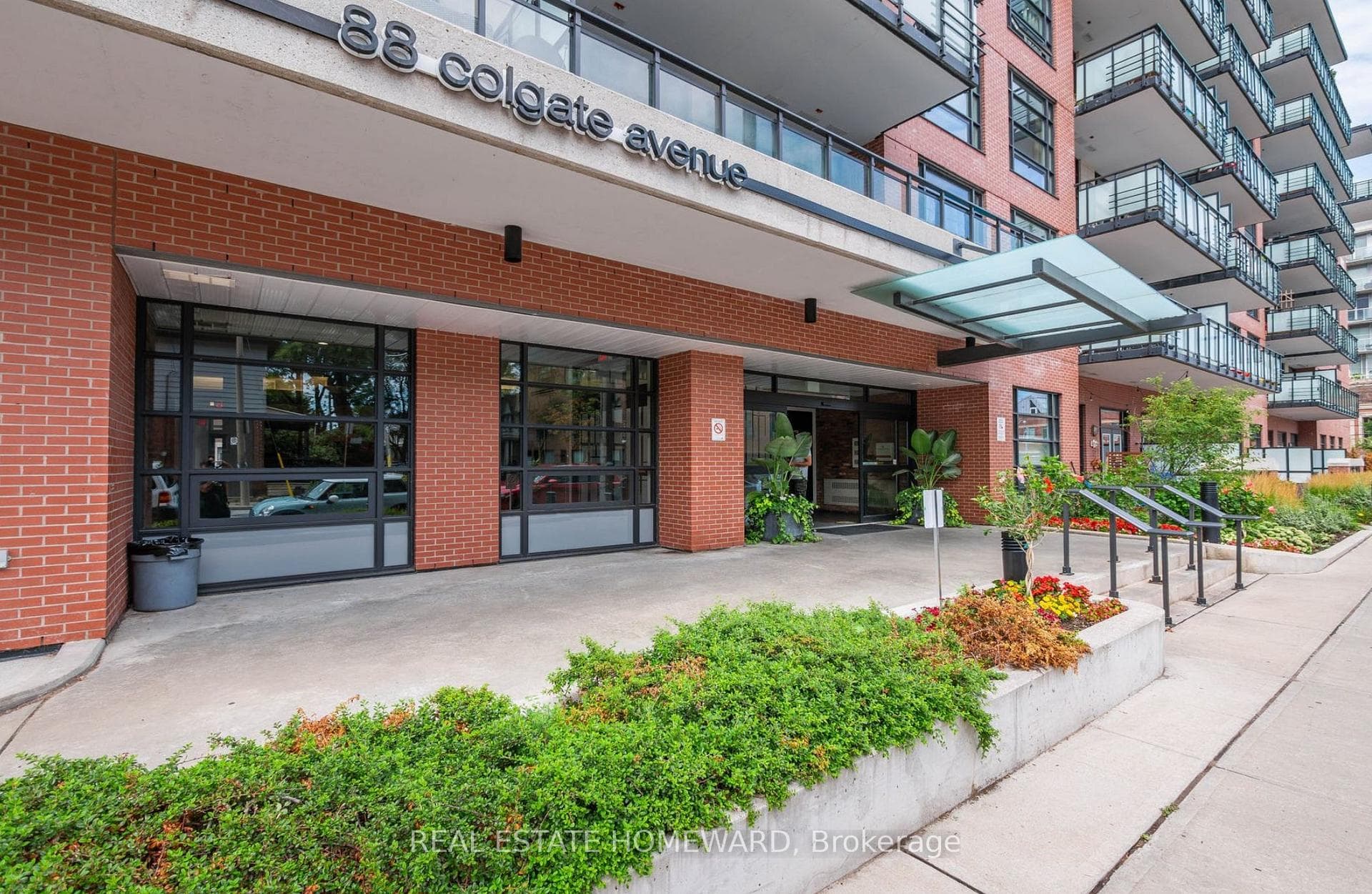 88 Colgate Avenue Unit 610 photo 2