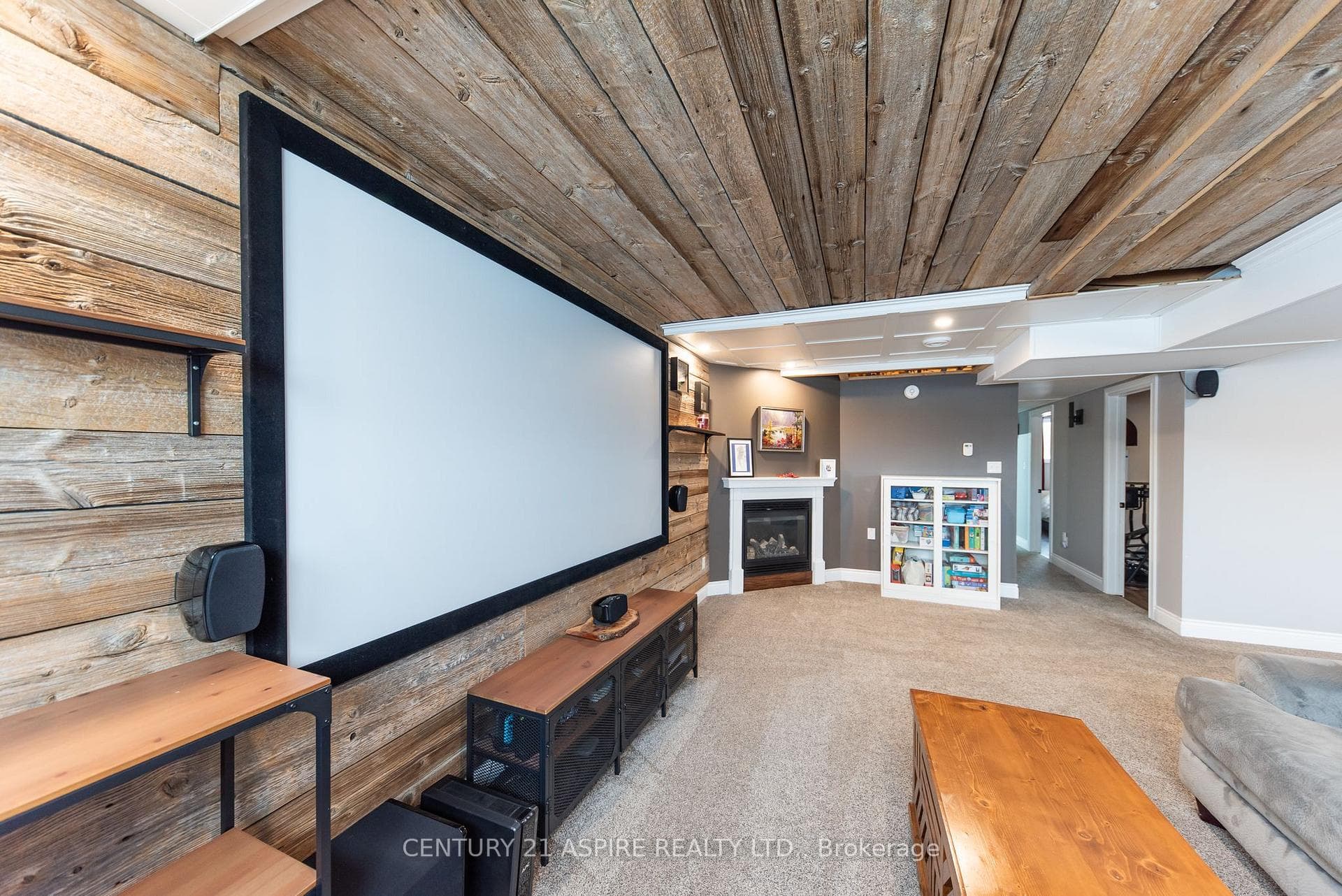 1037 Butler Boulevard photo 40