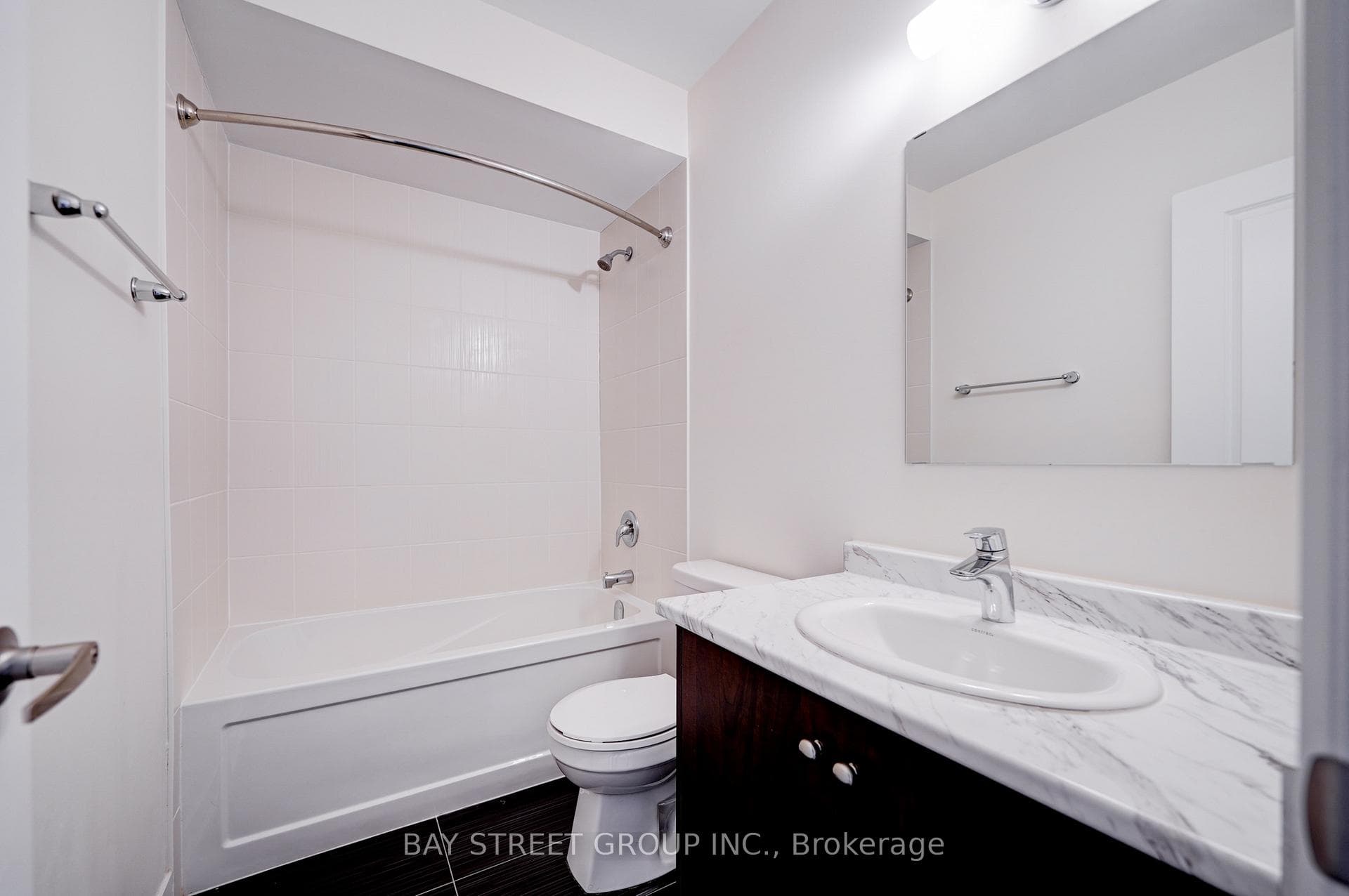 11 Donald Fleming Way photo 29
