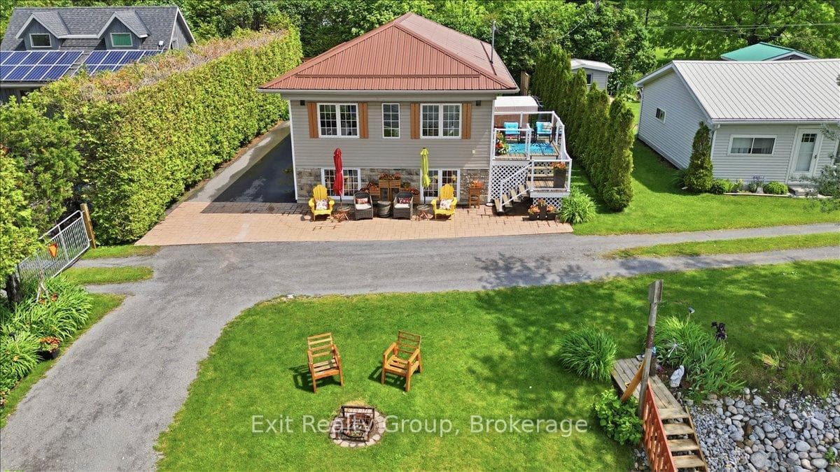 144 Bayview Lane photo 2