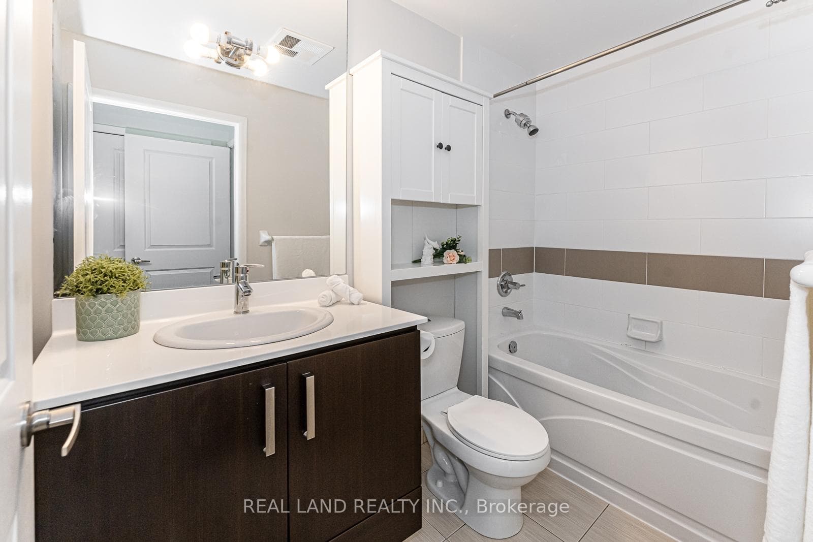 17 Anndale Drive Unit Ph103 photo 15