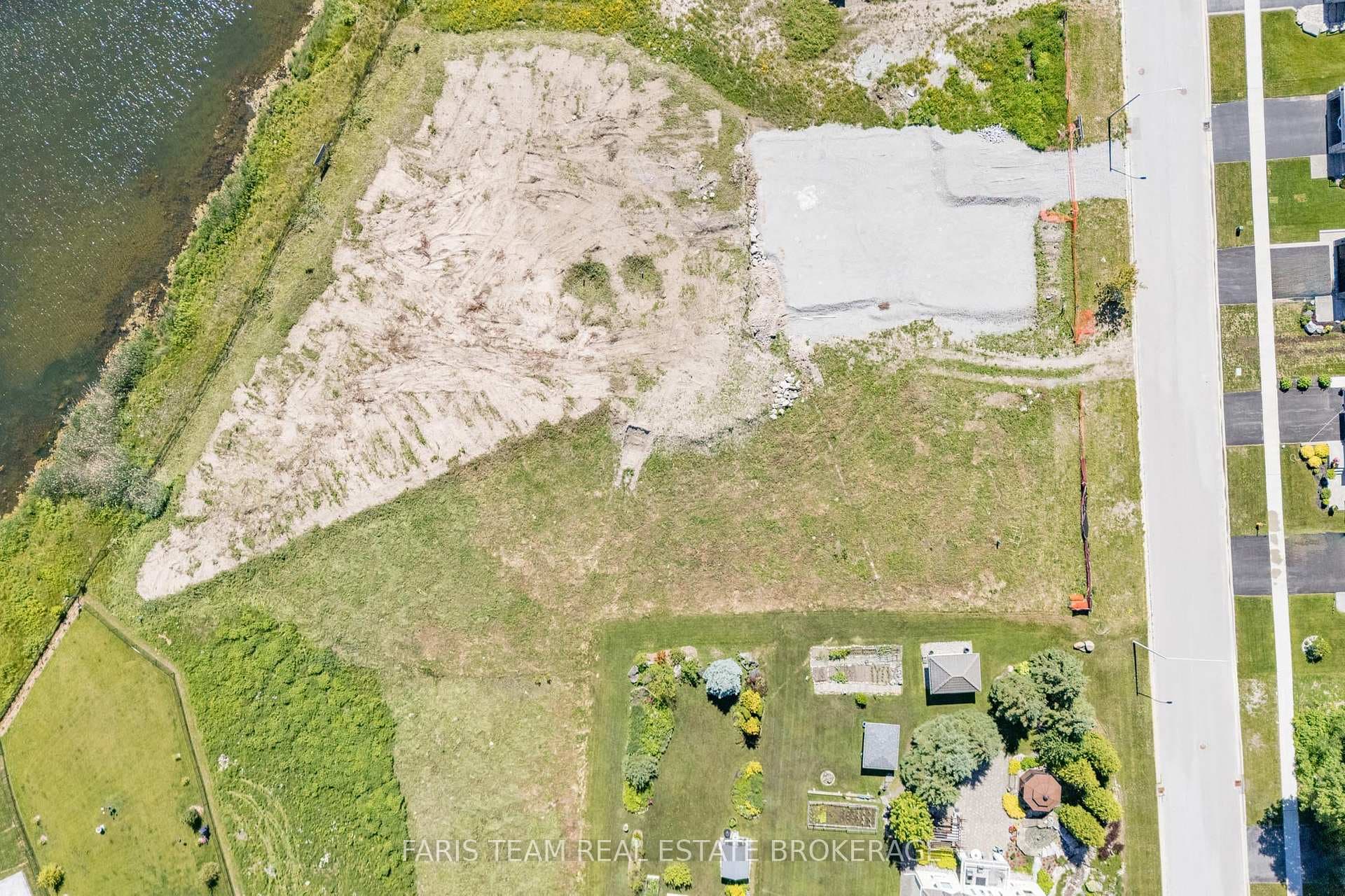 589 Taylor Drive photo 6
