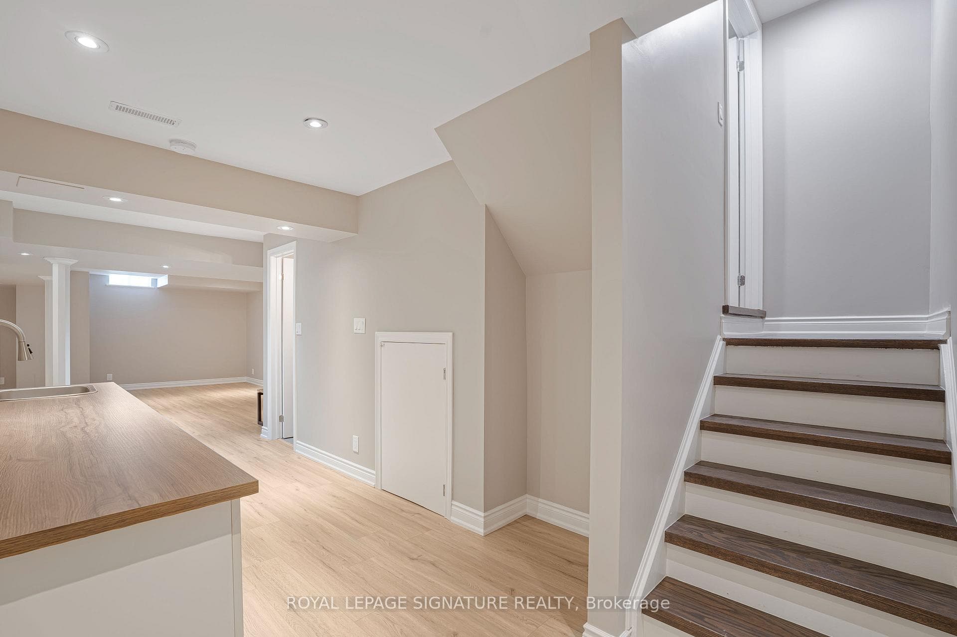 35 Mahogany Forest Drive photo 28