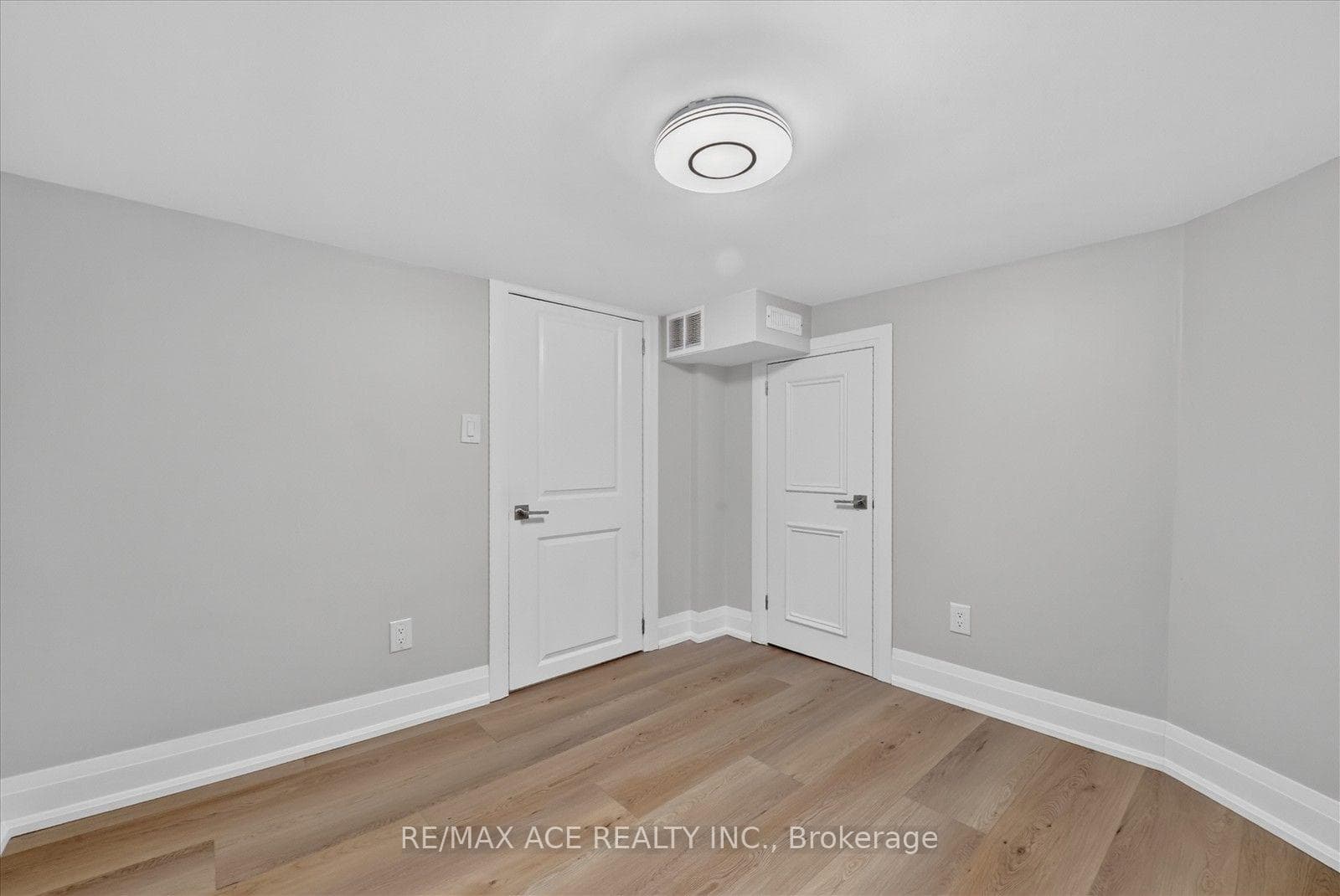 100 Dunkirk Road photo 39