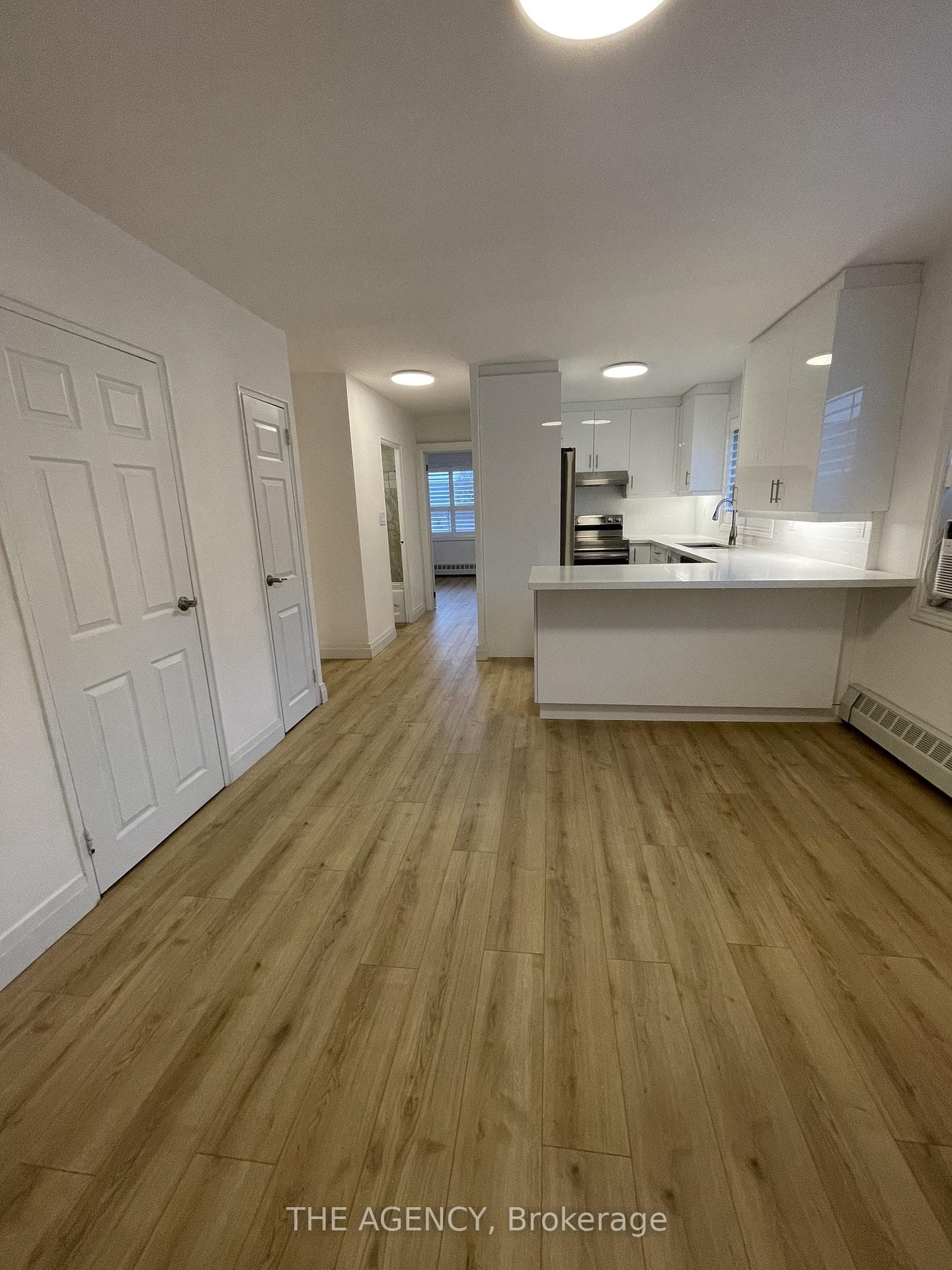 2940 Dundas Street Unit 2 photo 1