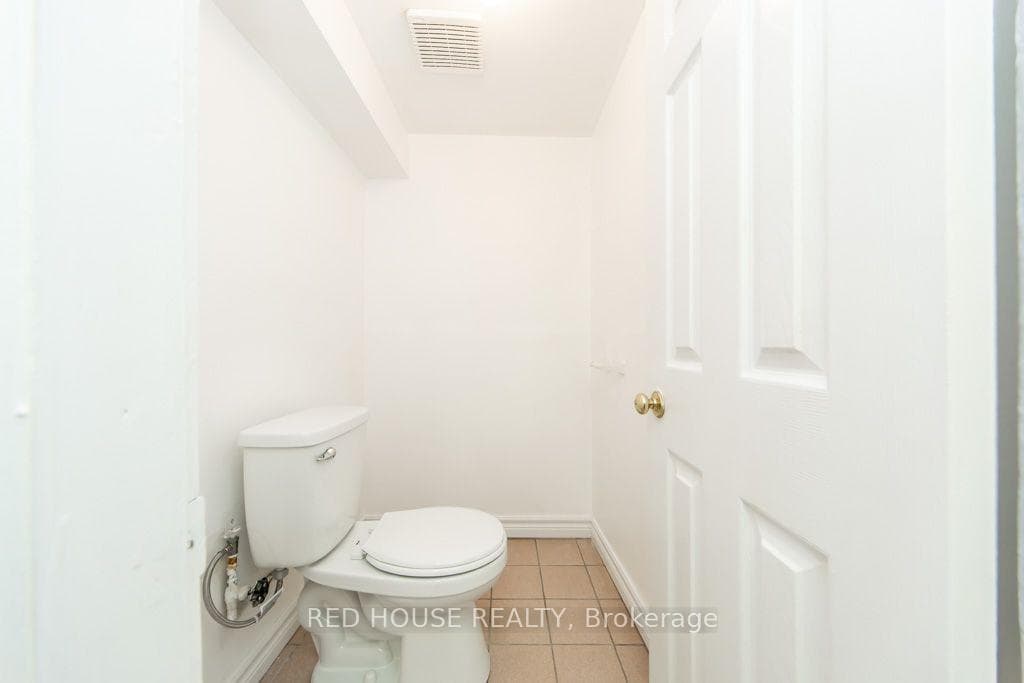 658 Vaughan Road photo 24