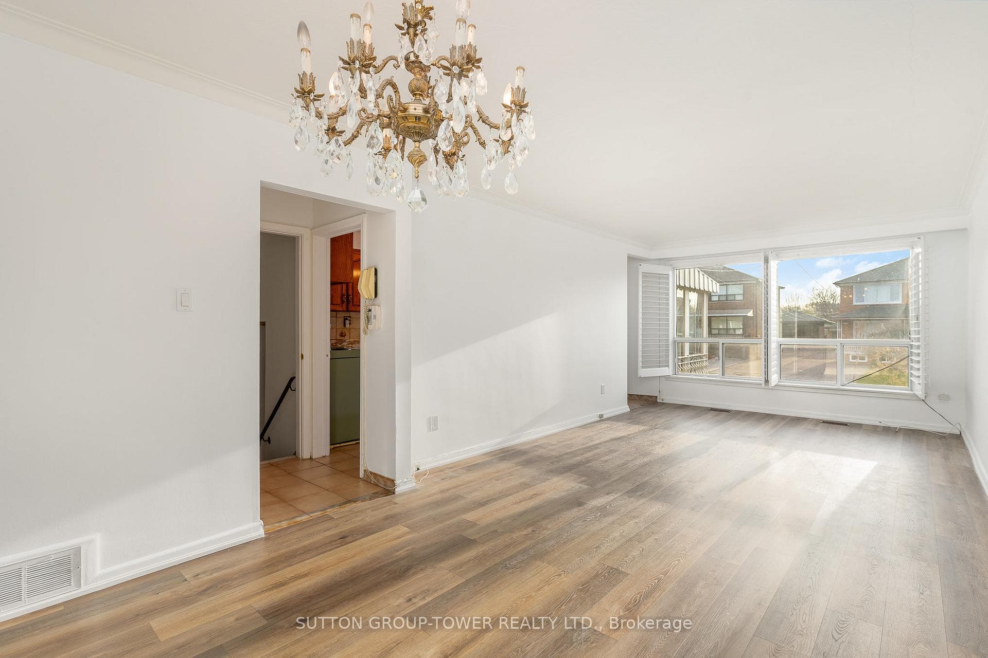 126 Giltspur Drive photo 6