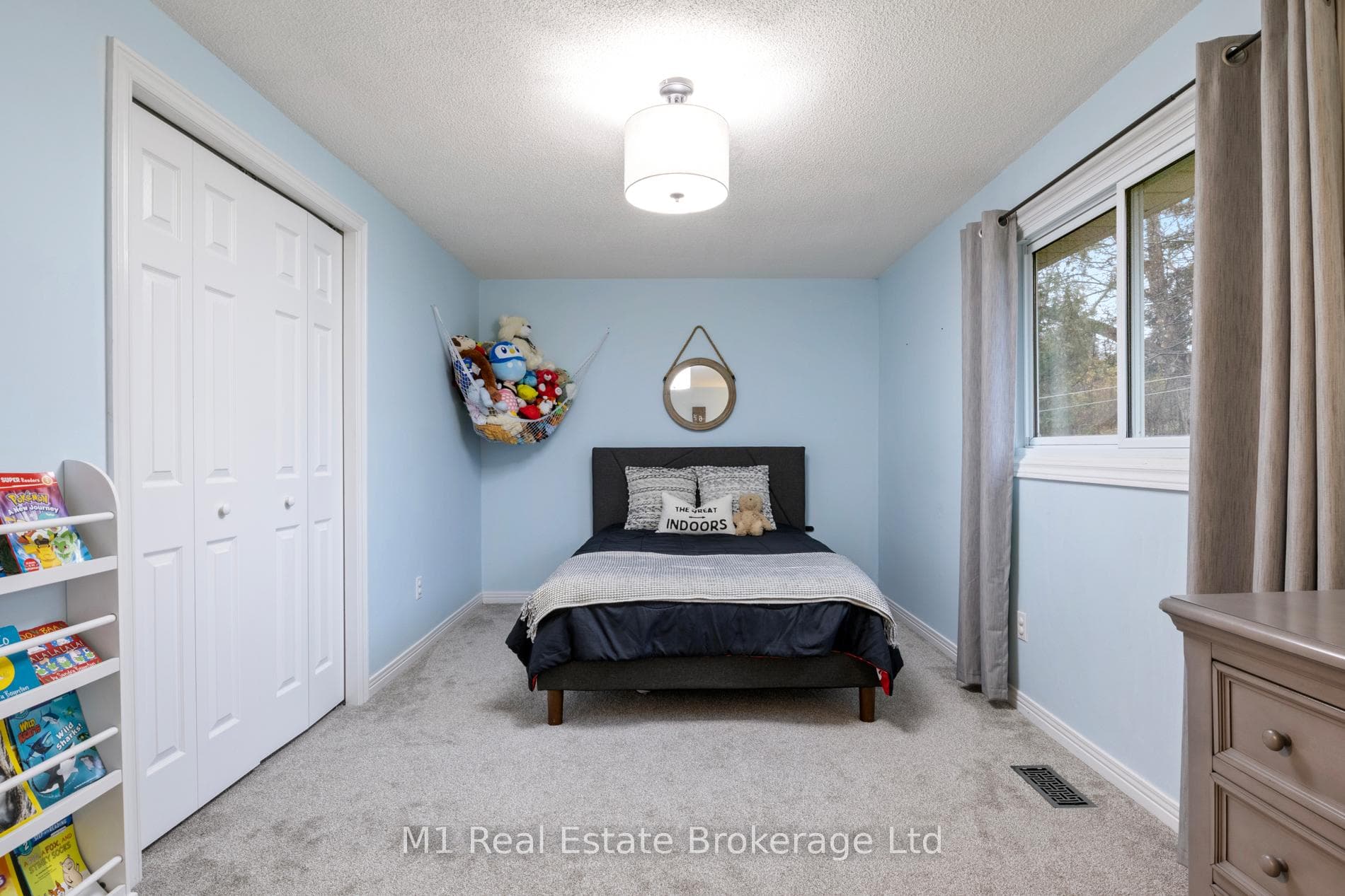 516 Harvey Street photo 20