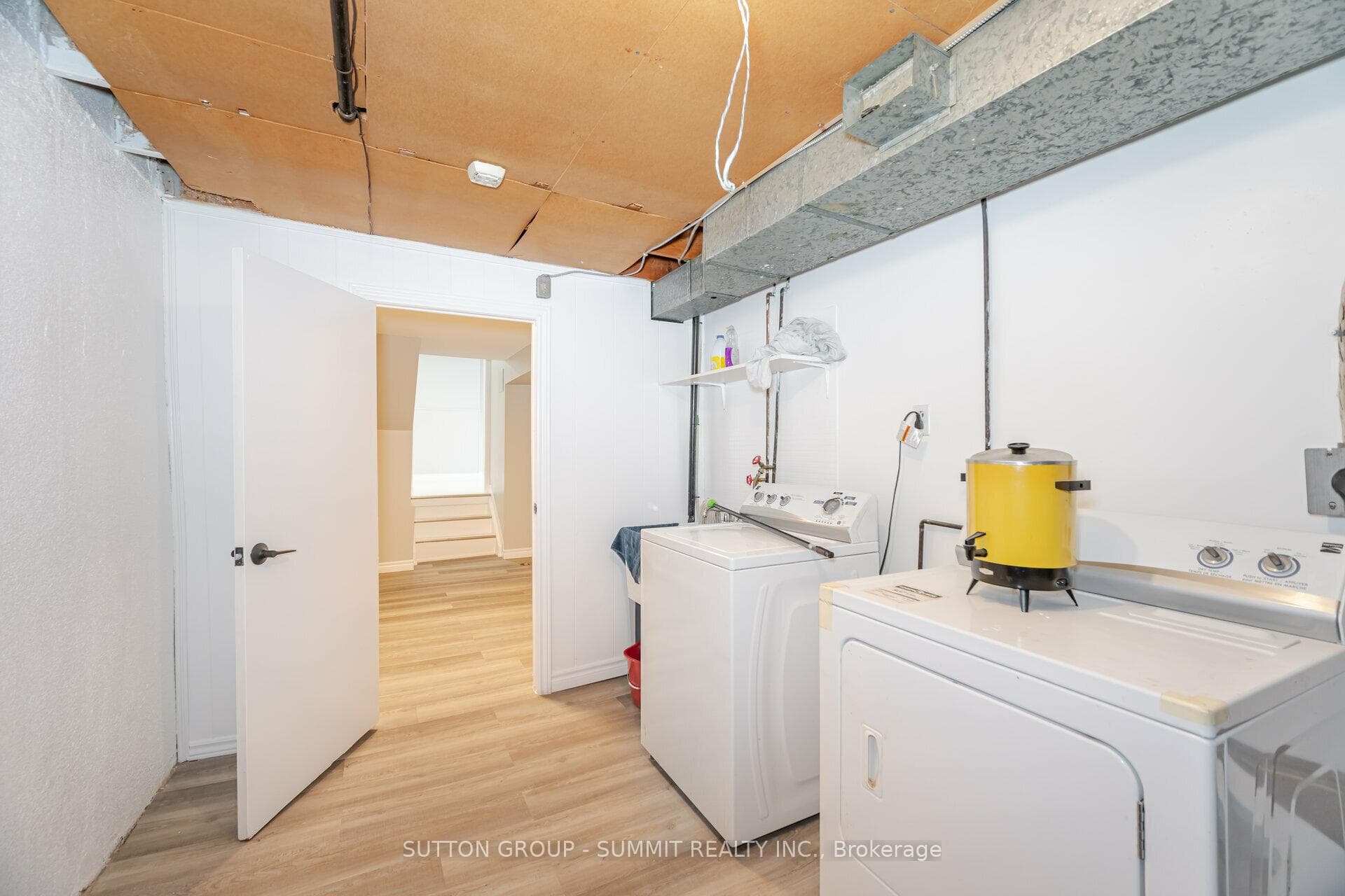 2379 Goodison Avenue photo 35