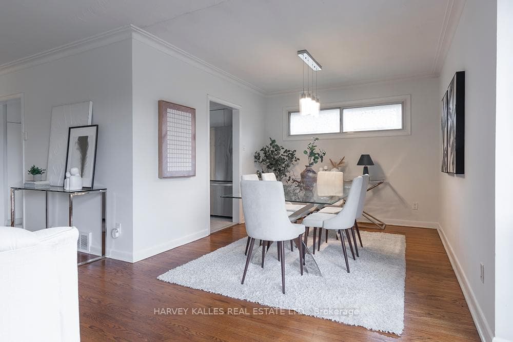 135 Combe Avenue photo 12