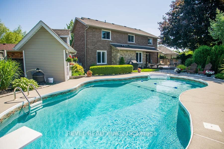 15 Pinto Court photo 42