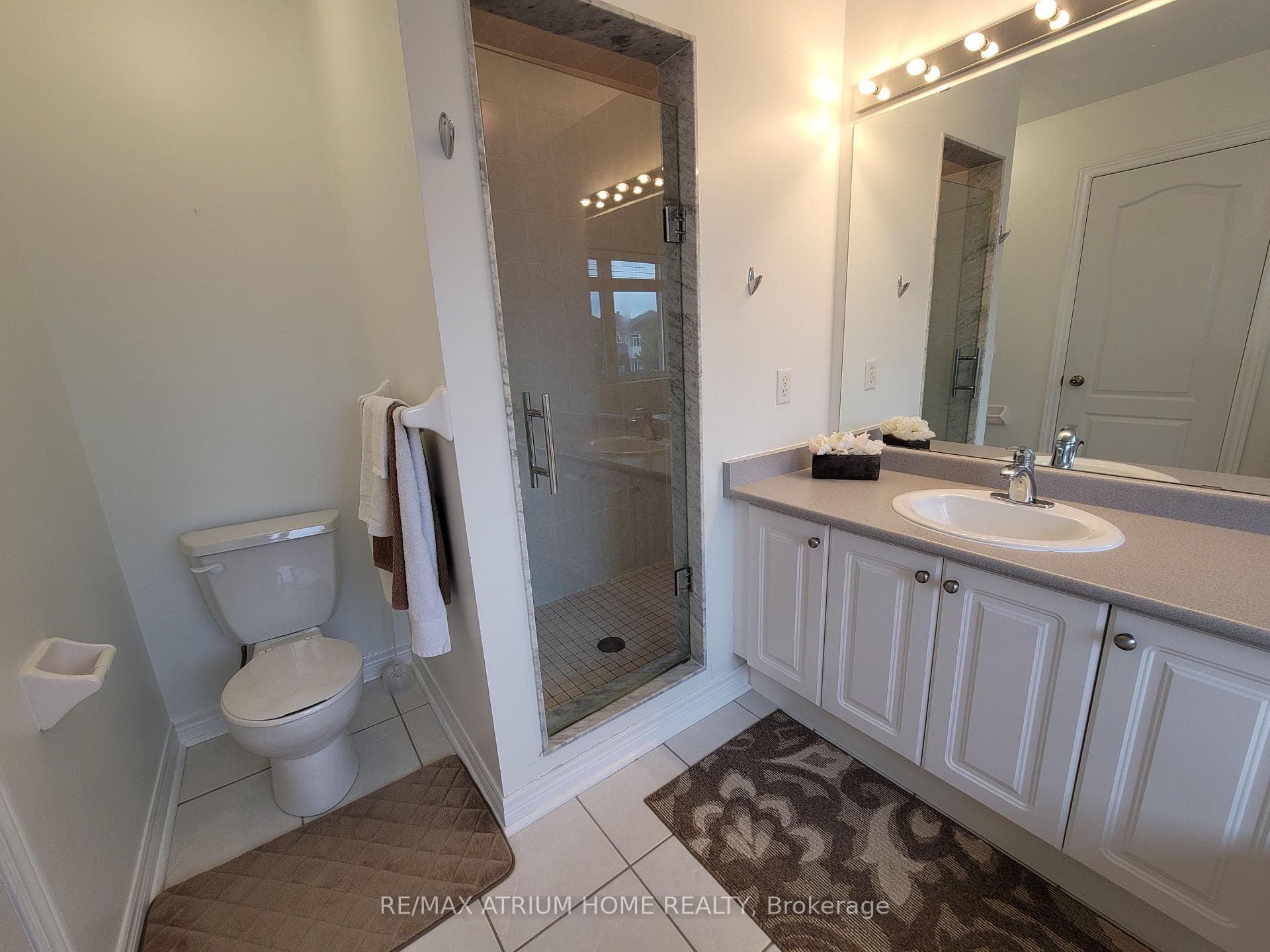 99 Hazelton Avenue photo 23