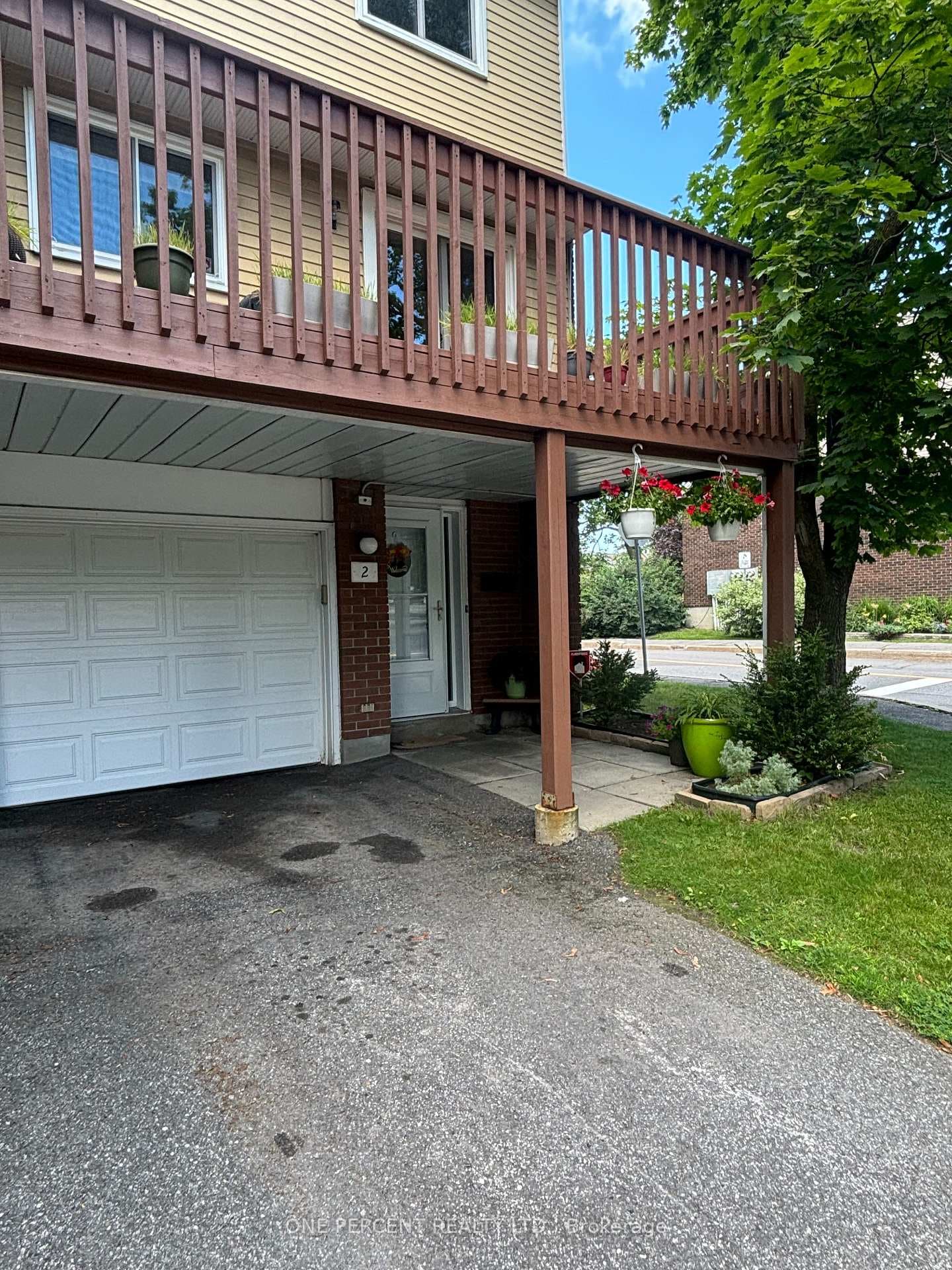 2 Esterlawn N/A Unit 19 photo 32