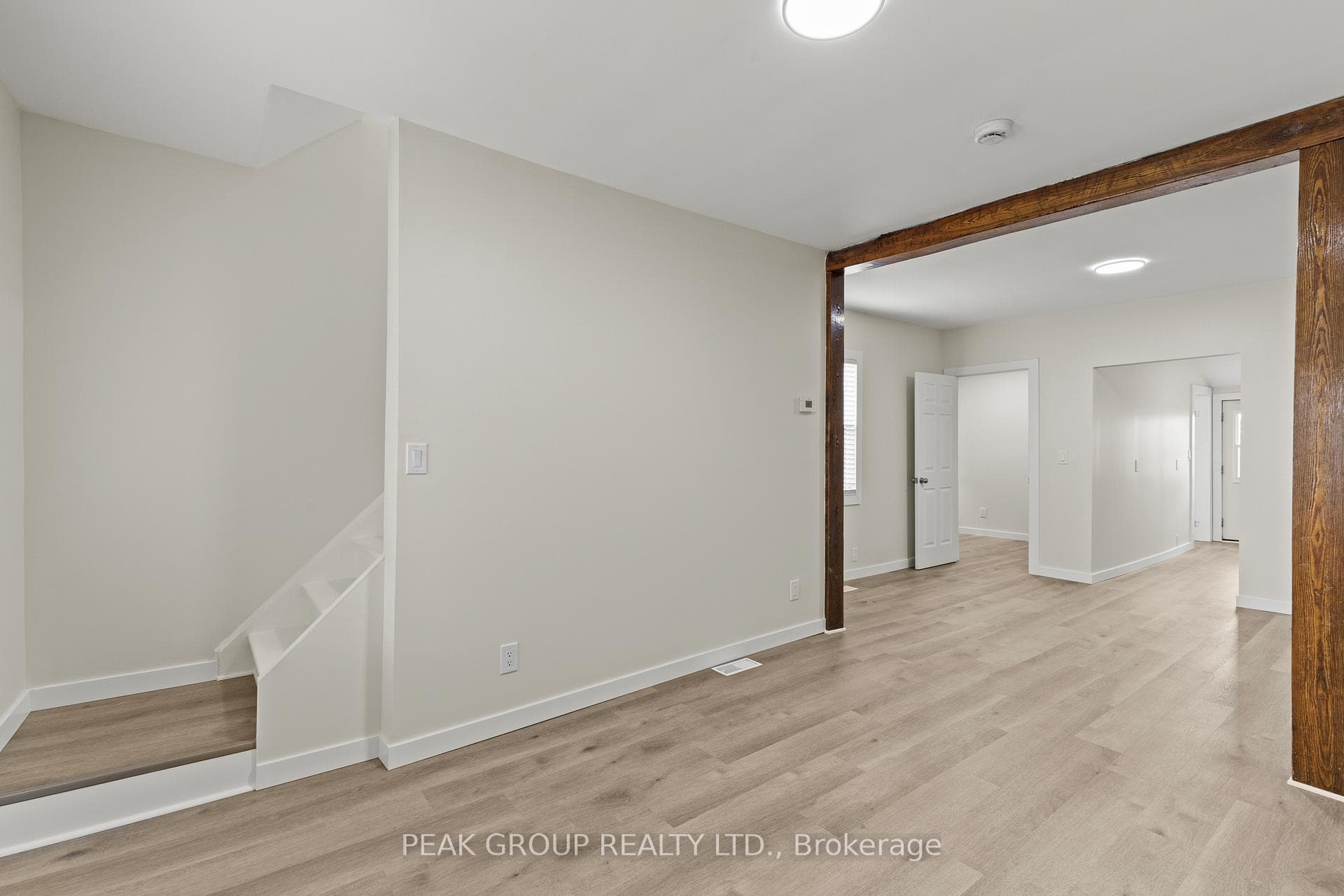 214 Mitchell Street photo 8