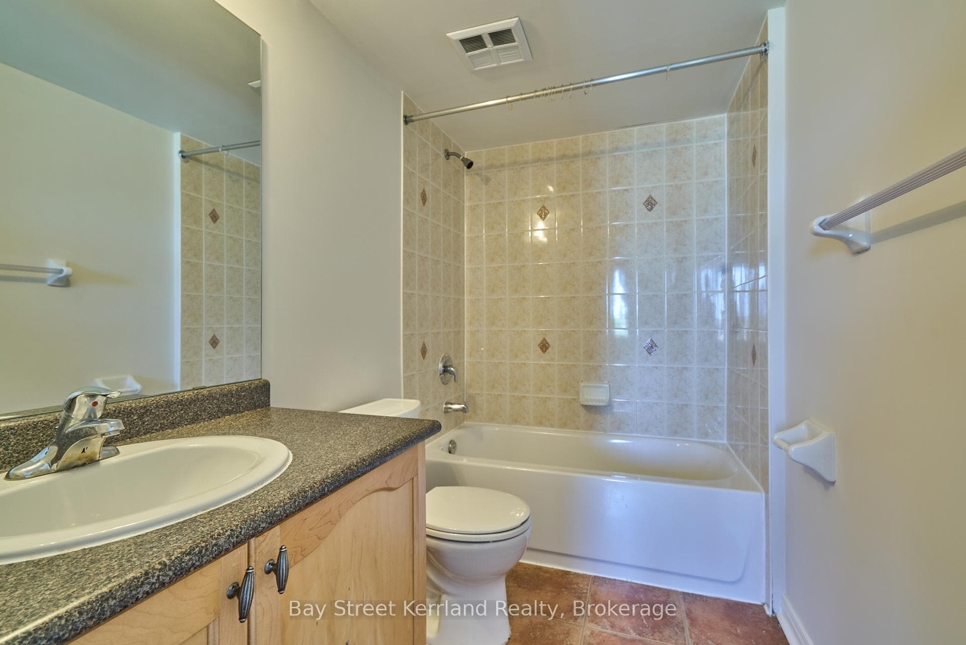 2105 Bur Oak Avenue Unit 21 photo 16