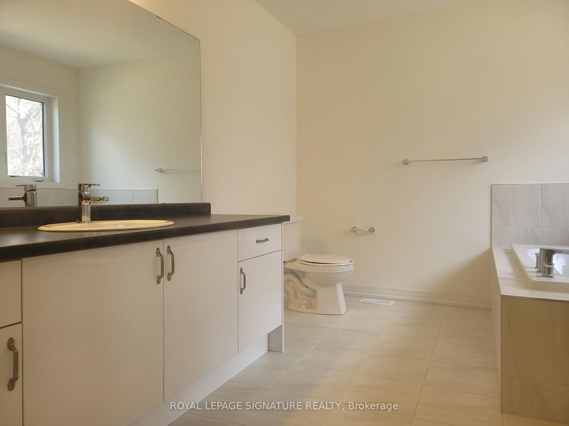 95 Macklin Street photo 35