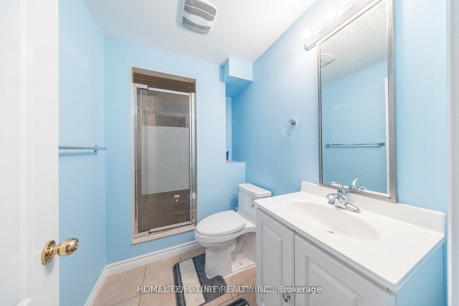 70 Lampman Drive photo 14