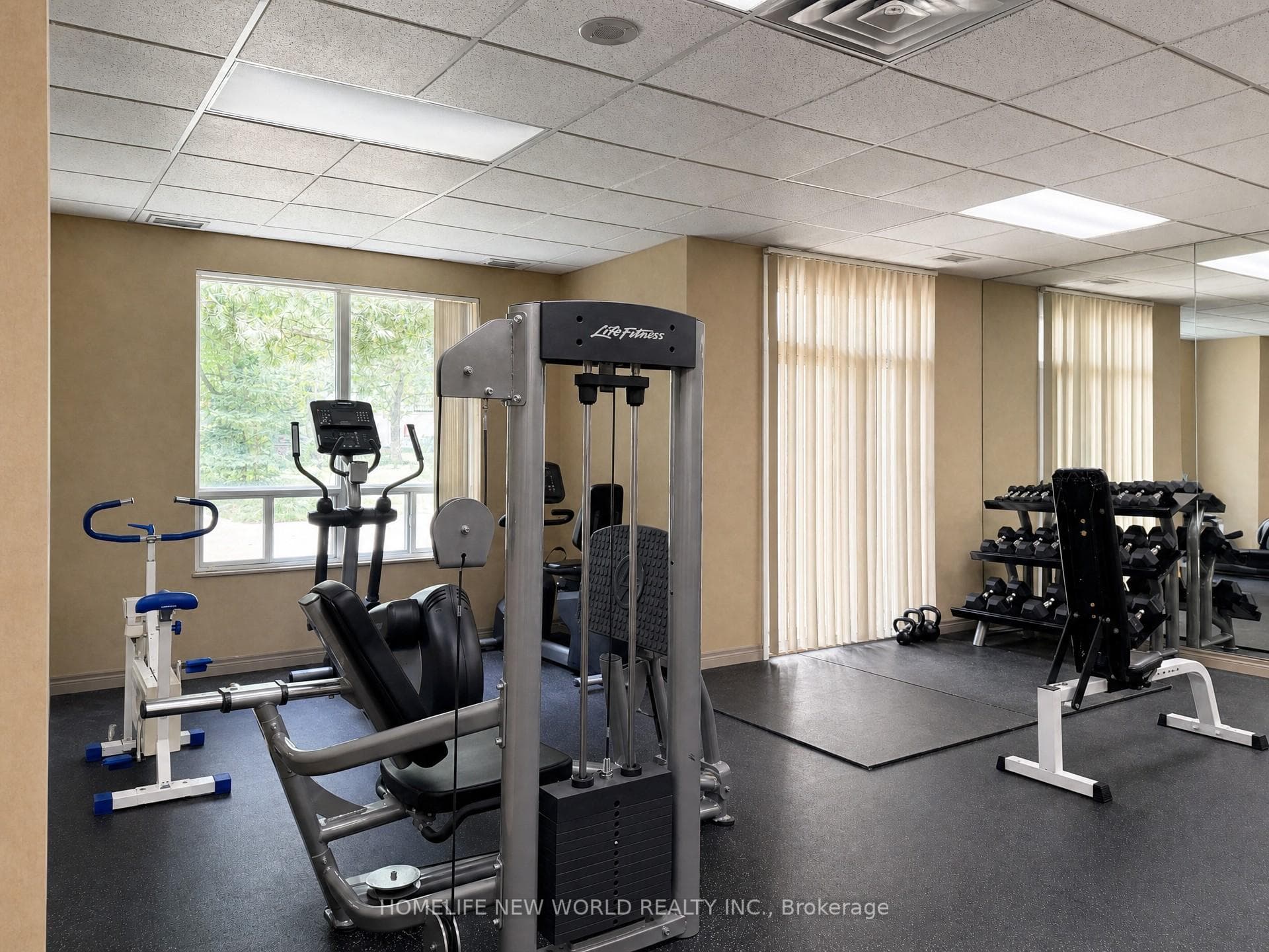 28 Empress Avenue Unit 506 photo 4