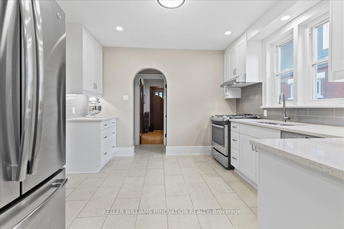 19 Homewood Avenue photo 17