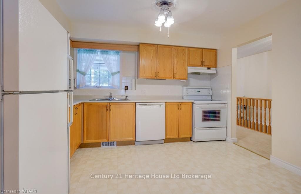 Eat in Kitchen