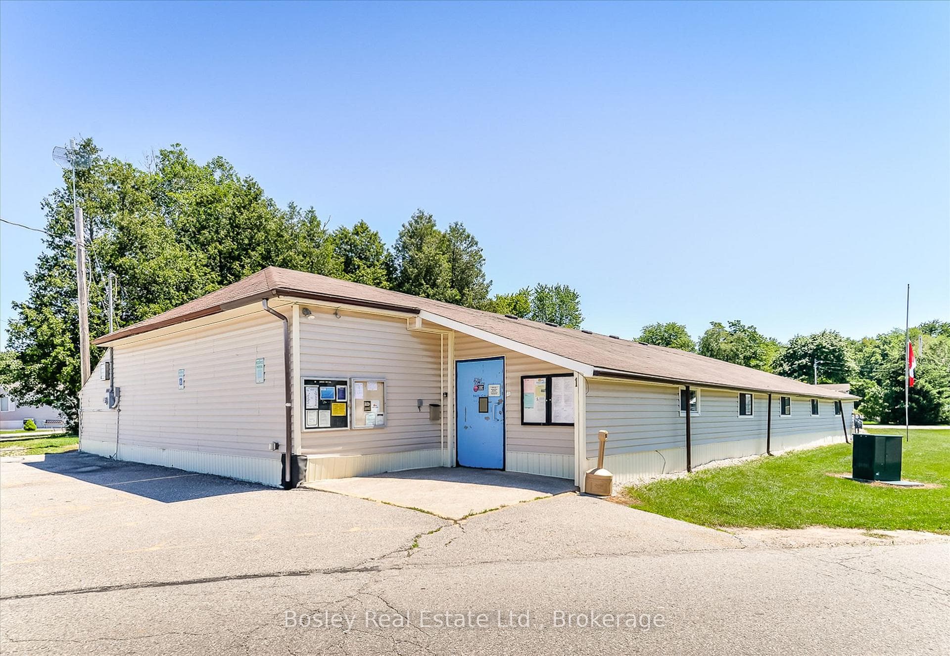 7 Sumac Street photo 30