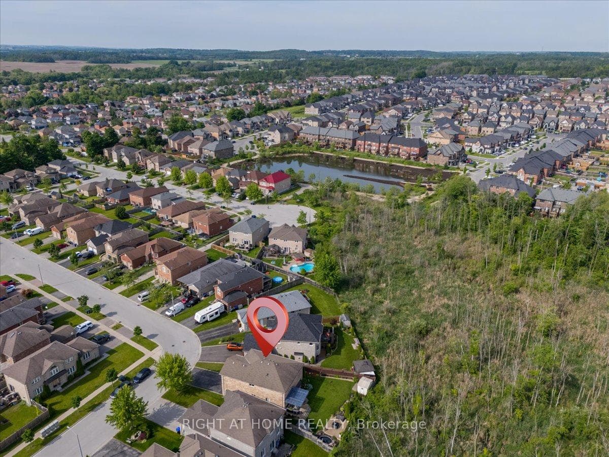 1258 Lowrie Street photo 34