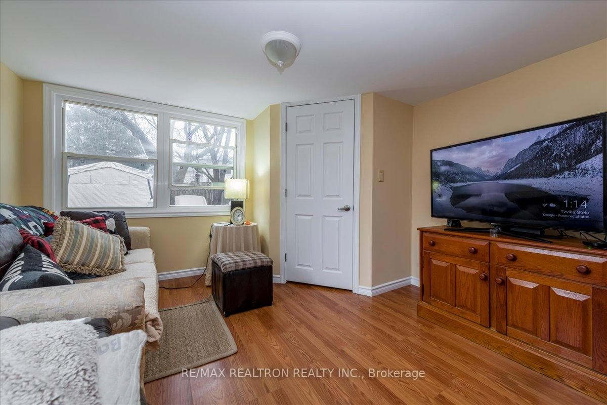 86 John Street photo 13