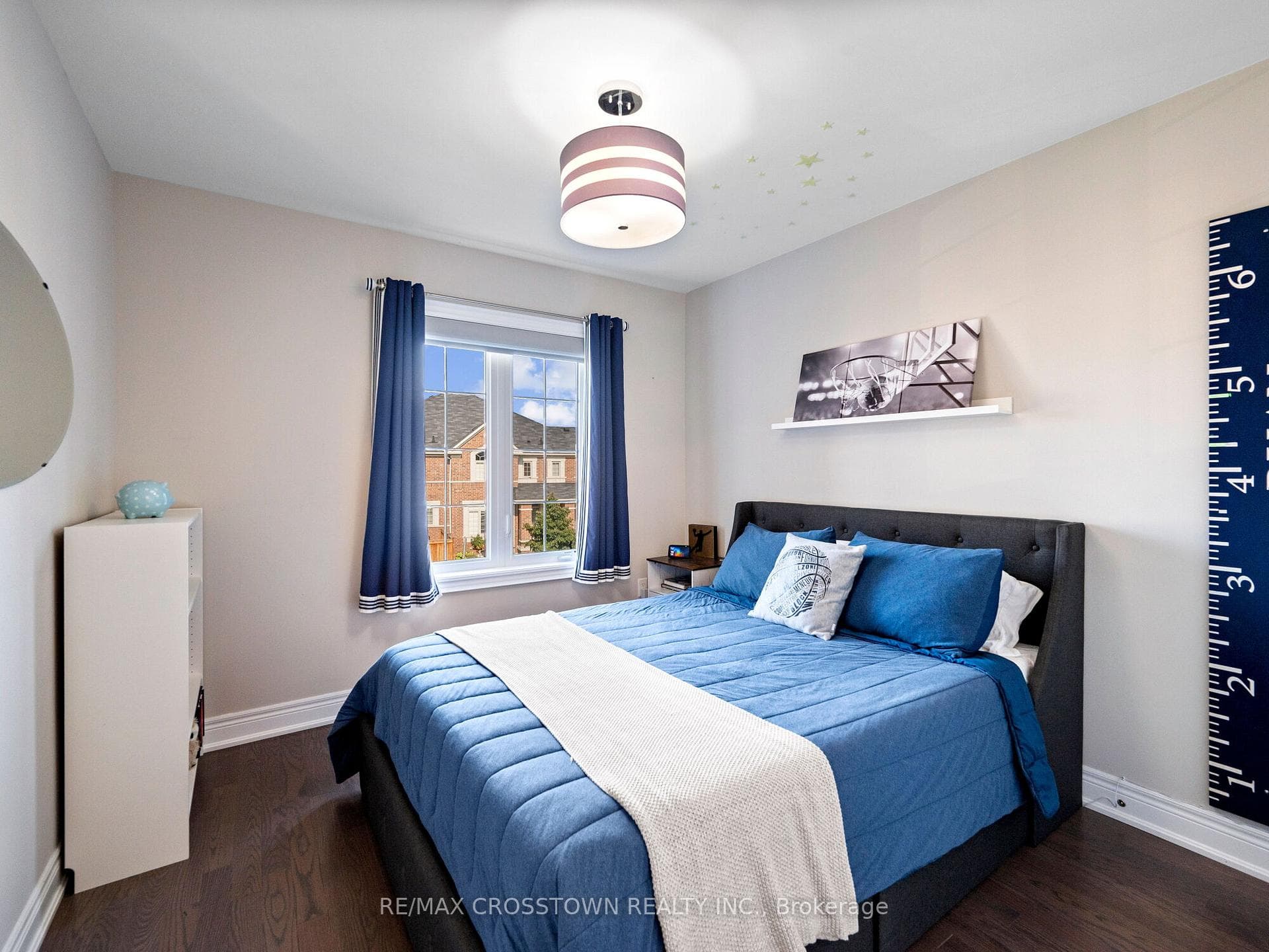 114 McDonnell Crescent photo 31