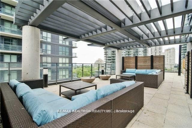 2220 Lake Shore Boulevard Unit 2608 photo 29
