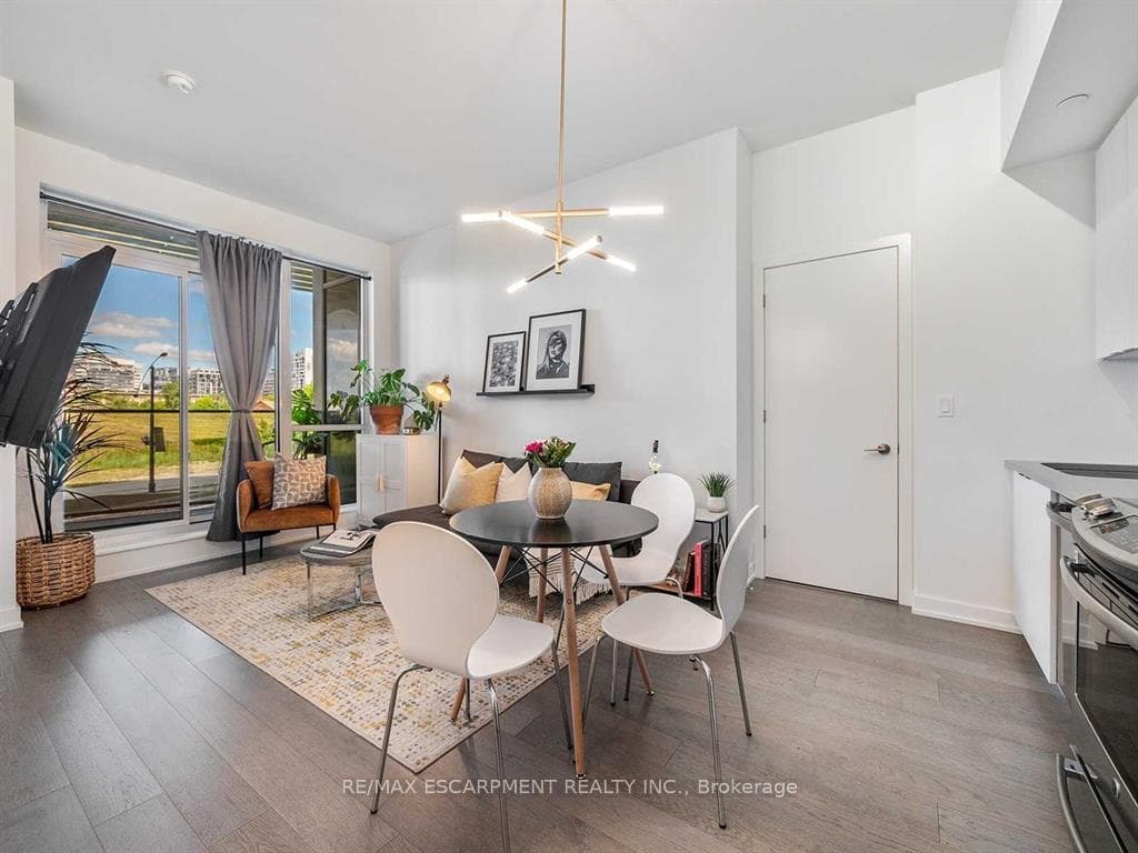 50 Bruyeres Mews Unit 216 photo 10