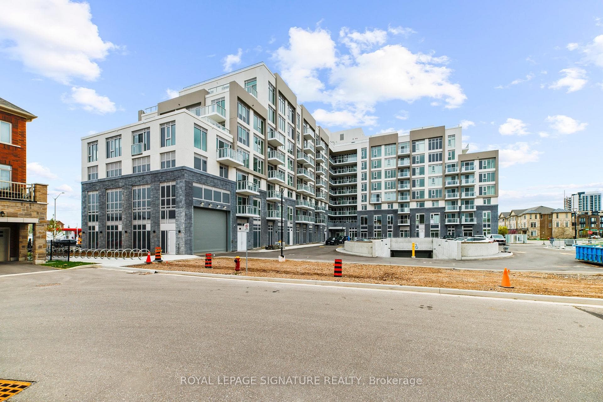 412 Silver Maple Road Unit 716 photo 3