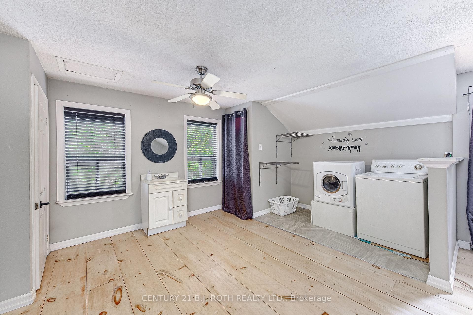 17 Denney Drive photo 35