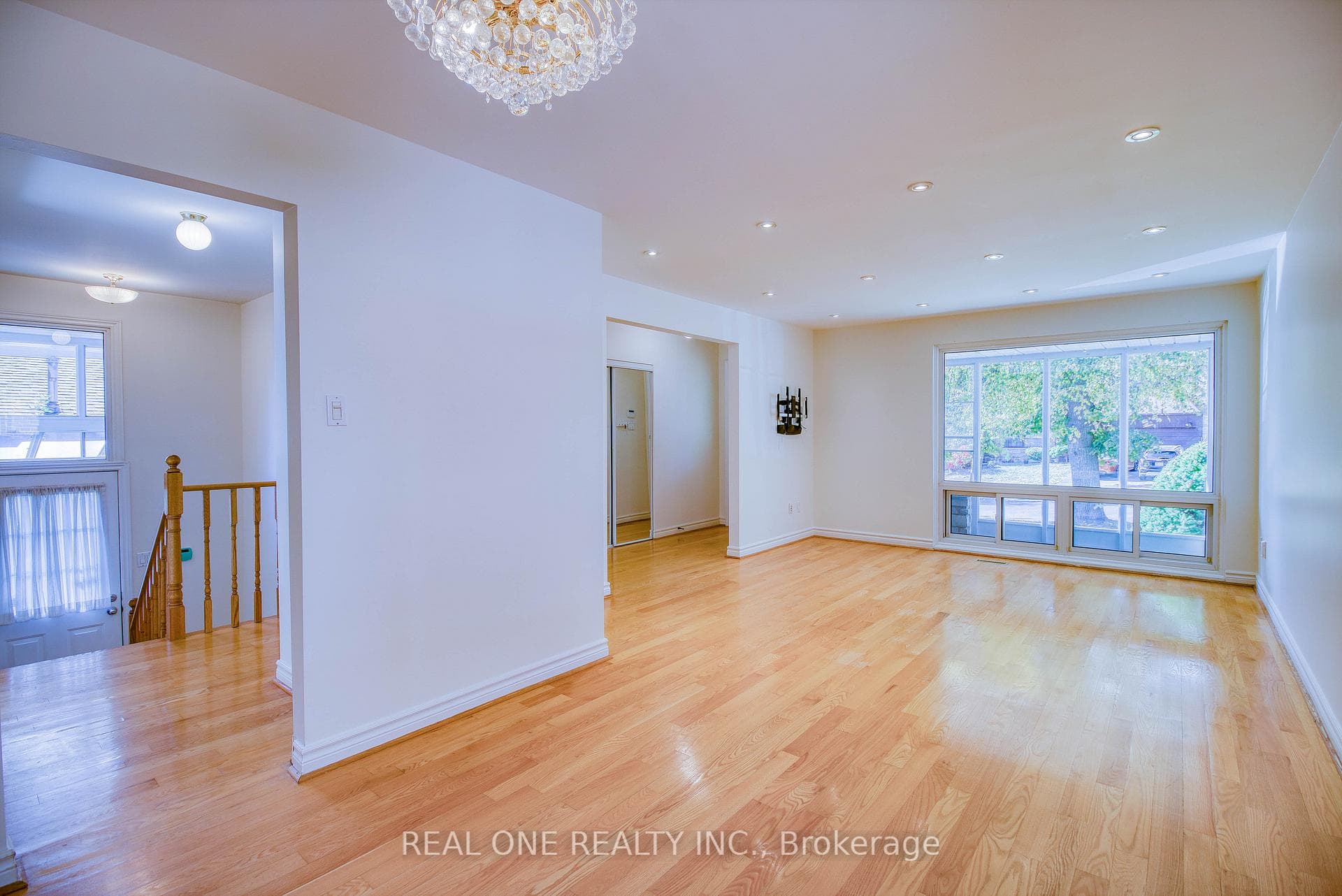 11 Rollingwood Drive photo 8