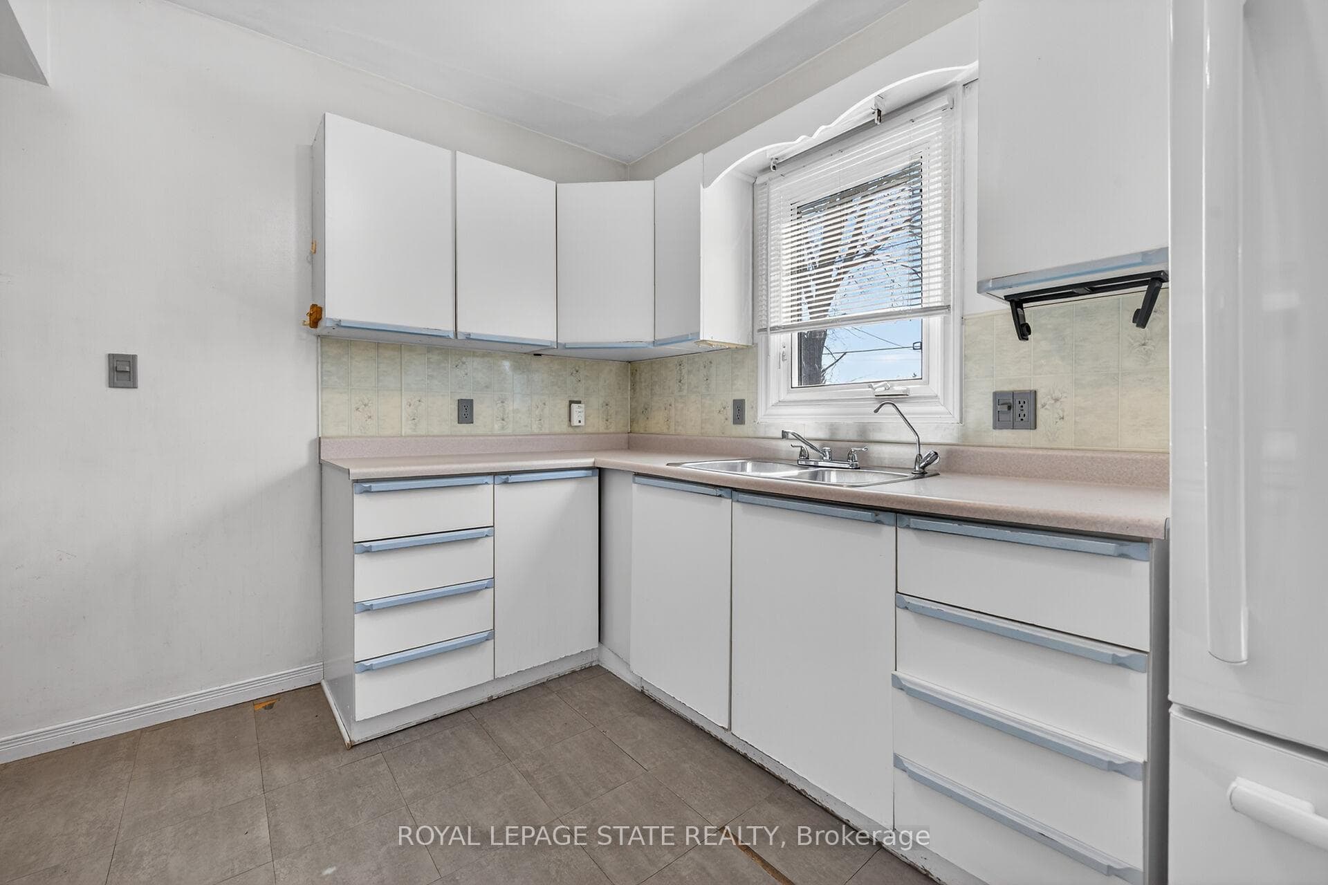 227 West 19th Street photo 5