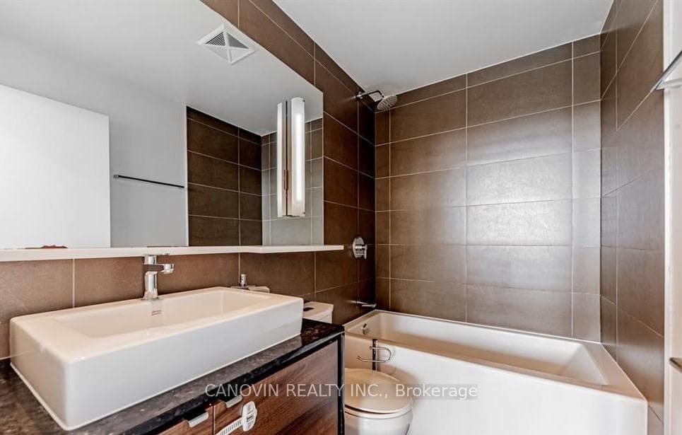 121 Mcmahon Drive Unit 3109 photo 25