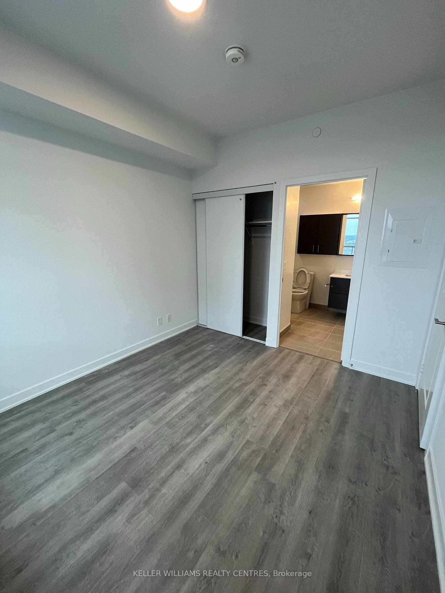 30 Upper Mall Way Unit 2908 photo 12